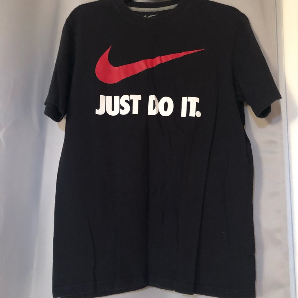 Nike T-shirt